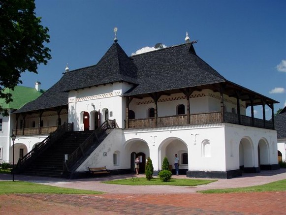 Image - Buildings of the Transfiguration Monastery in Novhorod-Siverskyi.